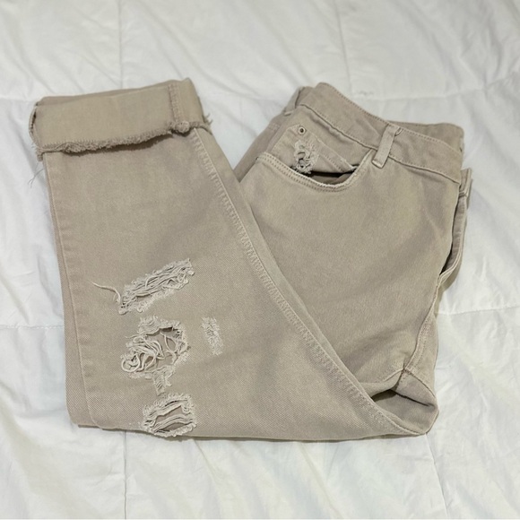 Zara Basic 06 - Picture 1 of 8